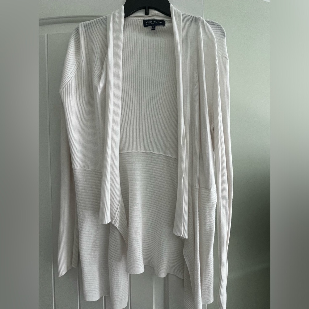 Jones New York Signature white cardigan